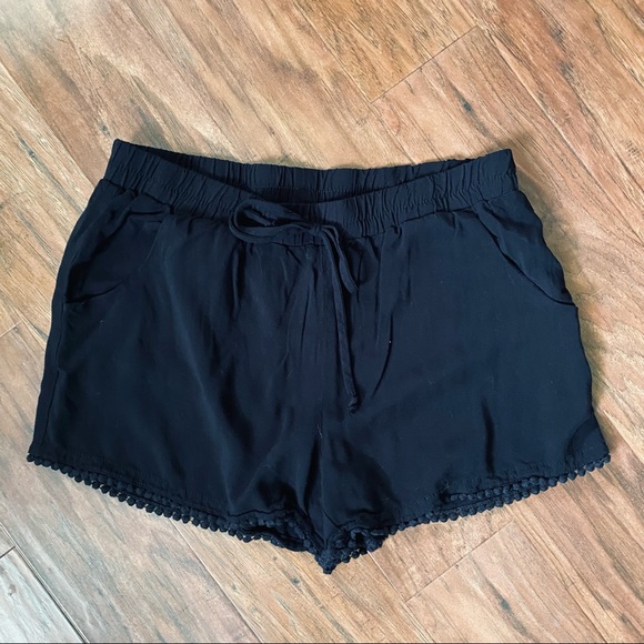 Bebop Black Pull on Shorts Sz Large - Picture 2 of 5